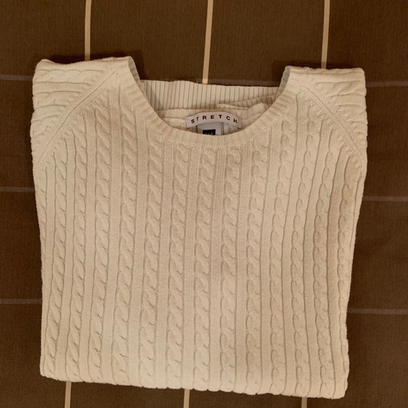 Cable knit pullover - Picture 2 of 5